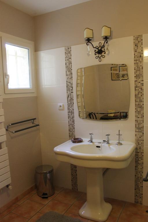 A L'Est D'Uzes Villa Saint-Siffret Eksteriør billede